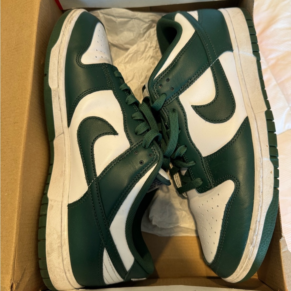 Nike Men's Michigan State Dark Green and White Sneakers